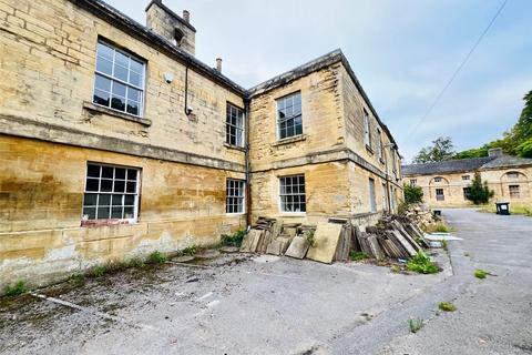Studio, in Hickleton, £775,000
