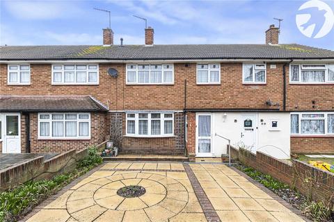 3 bed property, in Fowlers Close, £350,000