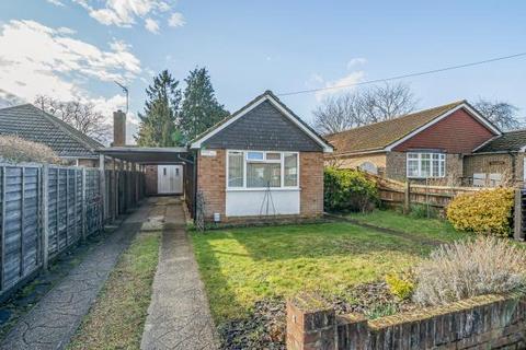 3 bed property, in Kingfield Gardens, £500,000