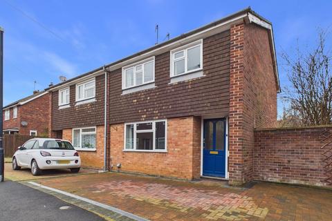 3 bed property, in Raingate Street, £260,000