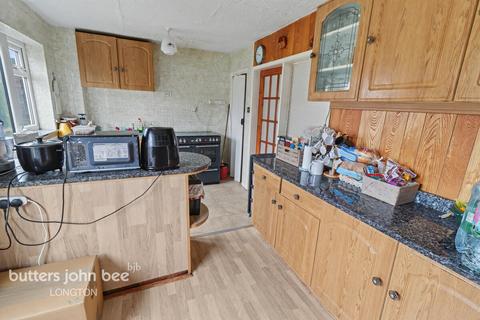 3 bed property, in Gardiner Drive, £160,000
