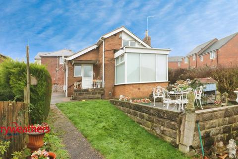 1 bed property, in Lindale Gardens, £120,000