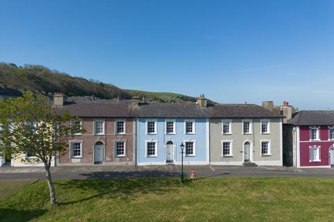 4 bed property, in Belle Vue Terrace, £535,000
