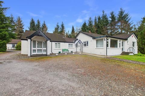 10 bed property, in Dalkell Cottages Guest House, £720,000