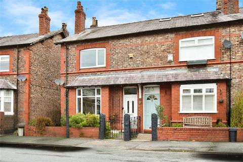 3 bed property, in Hermitage Road, £625,000
