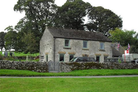 3 bed property, in Wormhill, £625,000