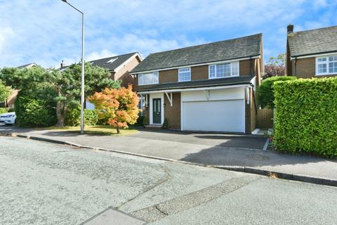 4 bed property, in Chatsworth Road, £735,000