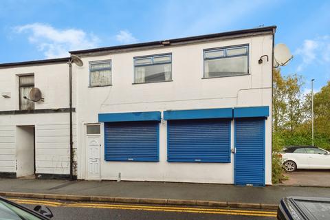 3 bed property, in Beech Street, £80,000
