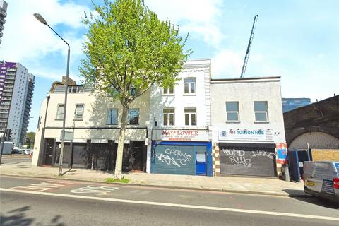 4 bed property, in Old Kent Road, £585,000