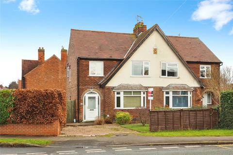 3 bed property, in Attenborough Lane, £300,000