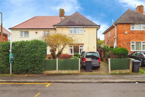 3 bed property, in Dennis Avenue, £220,000