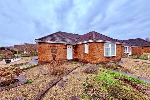 3 bed property, in Cromwell Close, £210,000