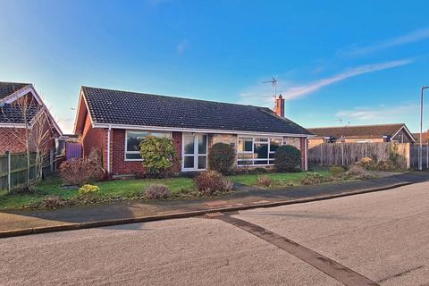 3 bed property, in Spurdens Crescent, £300,000