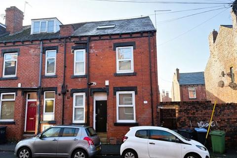 2 bed property, in Harold Street, £179,950