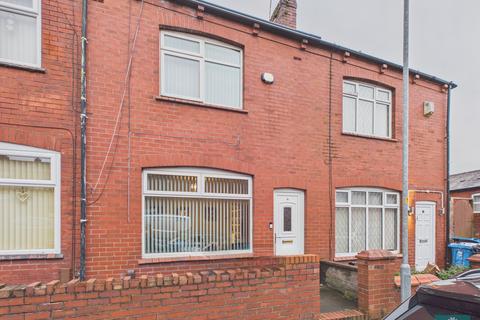 2 bed property, in Walter Scott Street, £150,000