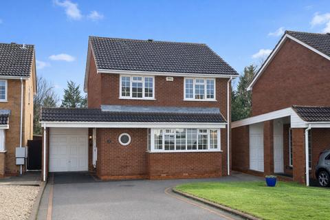 4 bed property, in Ashfern Drive, £450,000