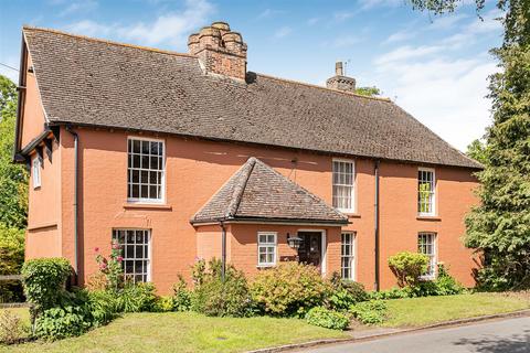 4 bed property, in Police Row, £800,000