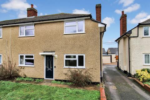 3 bed property, in Barford Road, £320,000