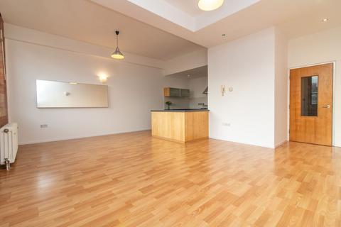 2 bed property, in Charles Street, £164,950
