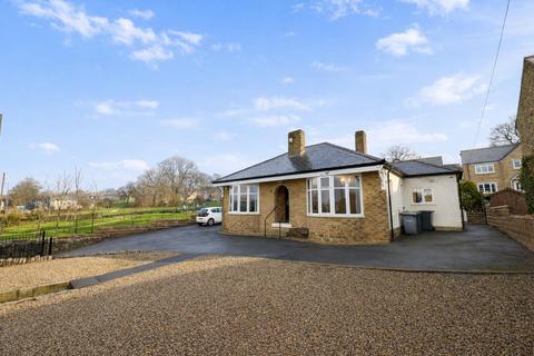 3 bed property, in Leeds Road, £320,000