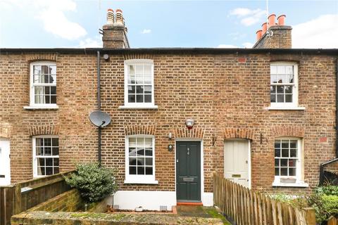 1 bed property, in St. Marks Road, £485,000