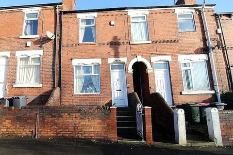 2 bed property, in Wortley Road, £135,000