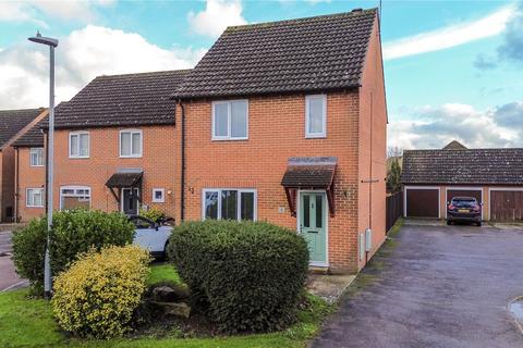 3 bed property, in Bosham Close, £450,000