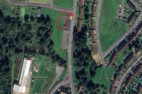 Studio, in Land At, £5,000