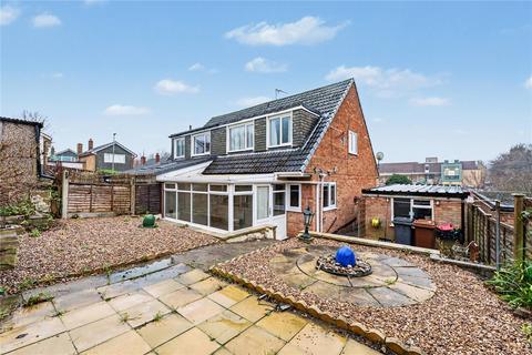 3 bed property, in Church Crescent, £349,950