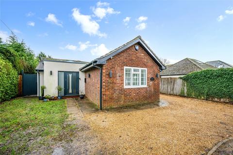 3 bed property, in Leigh Road, £700,000