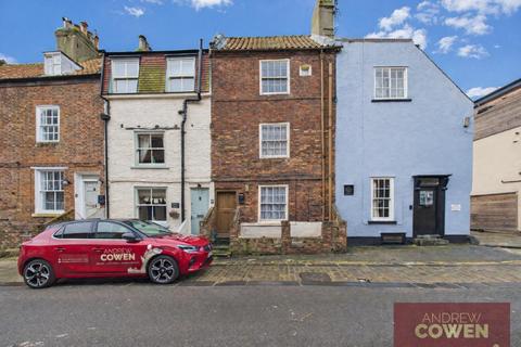 2 bed property, in Quay Street, £124,500
