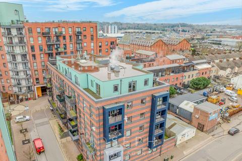 2 bed property, in Barnard Square, £150,000
