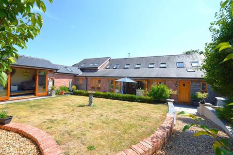 4 bed property, in Apple Blossom Barn, £650,000