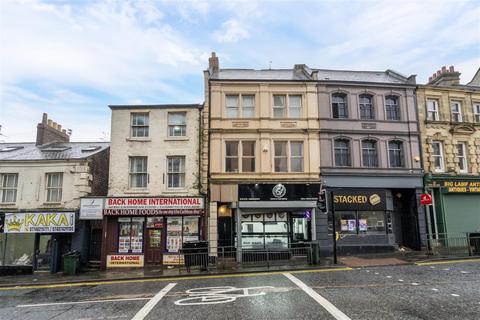 4 bed property, in Westgate Road, £250,000