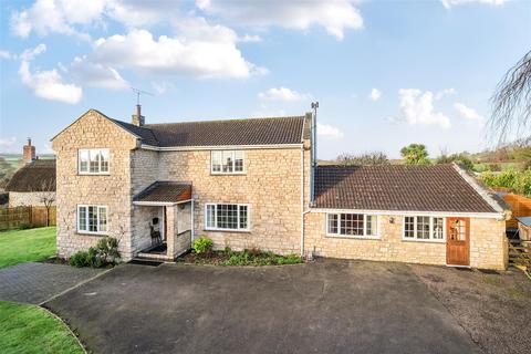 3 bed property, in School Lane, £800,000