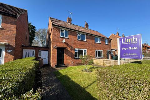 3 bed property, in Plantation Drive, £185,000