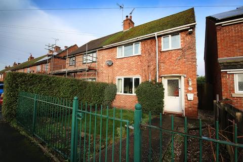 3 bed property, in Princess Road, £210,000