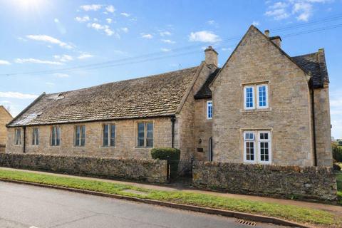 Land, in Glinton Road, £475,000