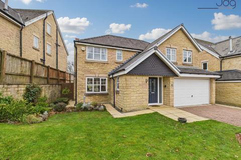 4 bed property, in Highgrove Road, £550,000
