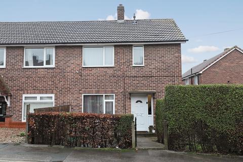 2 bed property, in Redhall Close, £160,000