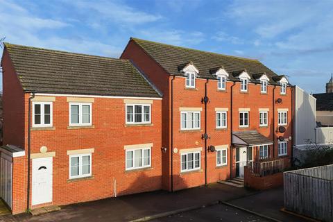 2 bed property, in Arthur Wellesley House, £70,000