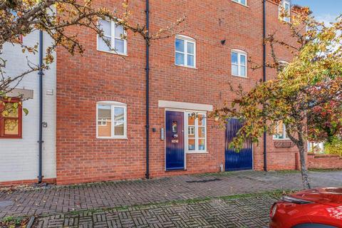 2 bed property, in The Old Bakery, £197,000
