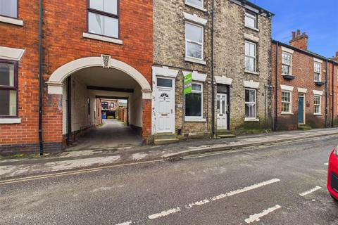 3 bed property, in Tower Hill, £125,000