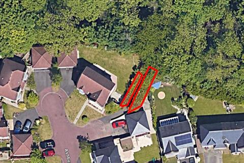 Land, in Ashburnham Loan, £3,000