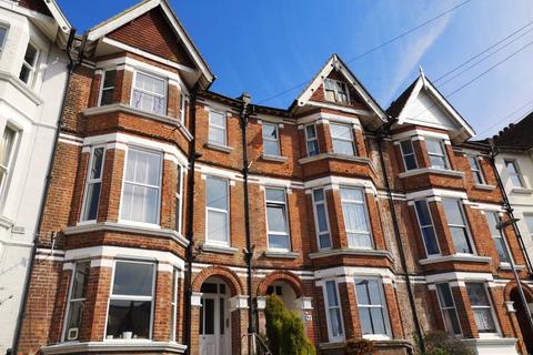 1 bed property, in Milward Crescent, £150,000