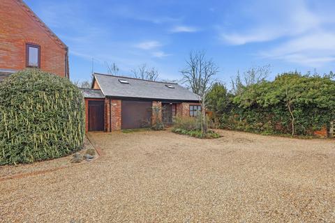 3 bed property, in Station Road, £350,000