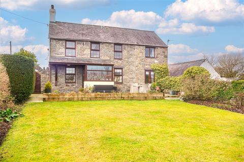 4 bed property, in Llanddaniel, £699,500