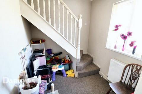 3 bed property, in Rhoslan, £175,000