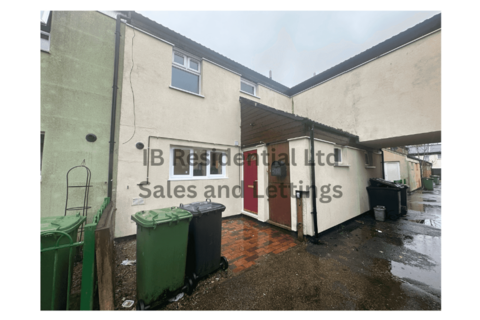 3 bed property, in Crabtree, £190,000