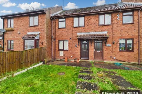 2 bed property, in 9 The Meadows, £130,000